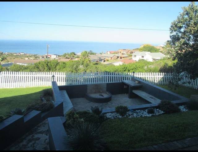 3 BEDROOM HOUSE FOR SALE IN DANA BAY